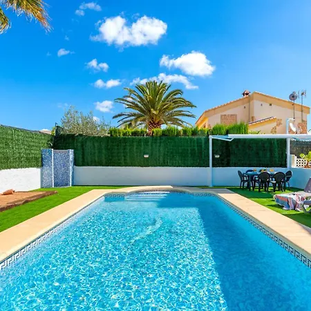 Pura Vida - Plusholidays Ifach