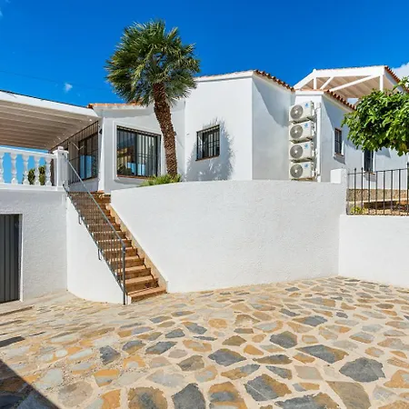 Pura Vida - Plusholidays * Ifach