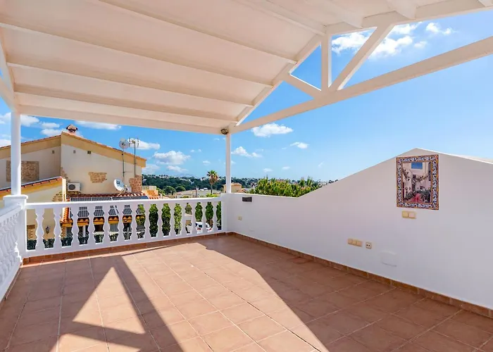 Pura Vida - Plusholidays Ifach