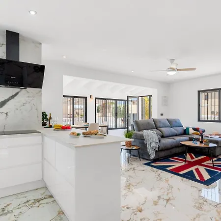 Pura Vida - Plusholidays