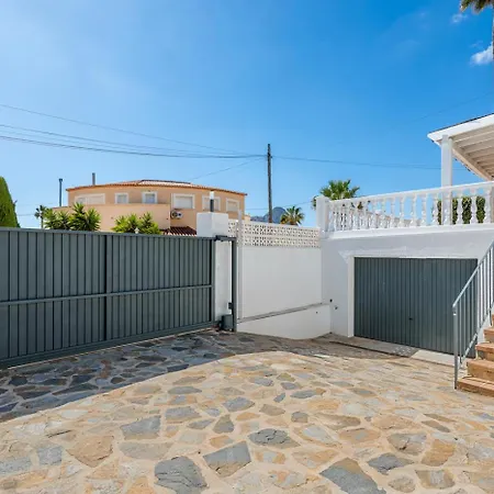 Pura Vida - Plusholidays *