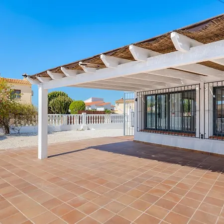 Pura Vida - Plusholidays Villa