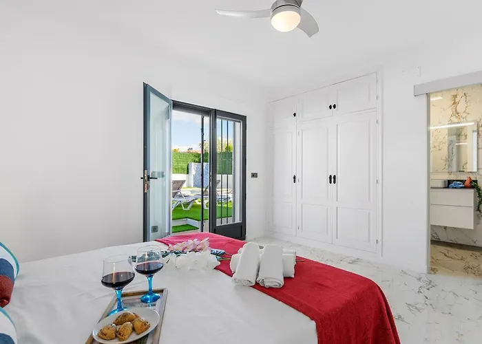 Pura Vida - Plusholidays